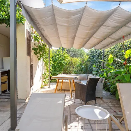 2 Bedroom In Ferienhaus *