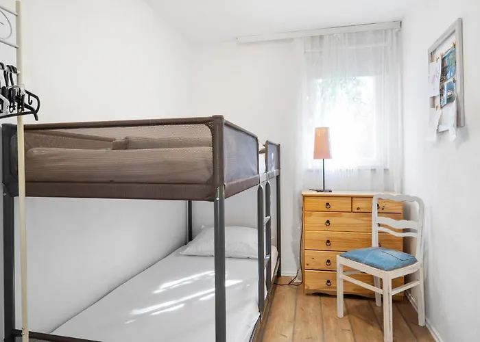 2 Bedroom In ברודאריצה