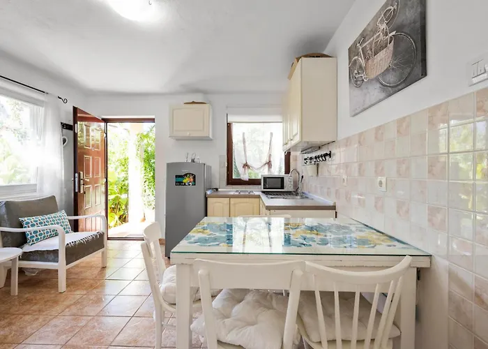 בית נופש 2 Bedroom In *