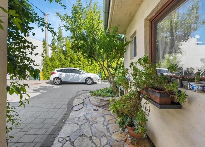 בית נופש 2 Bedroom In *